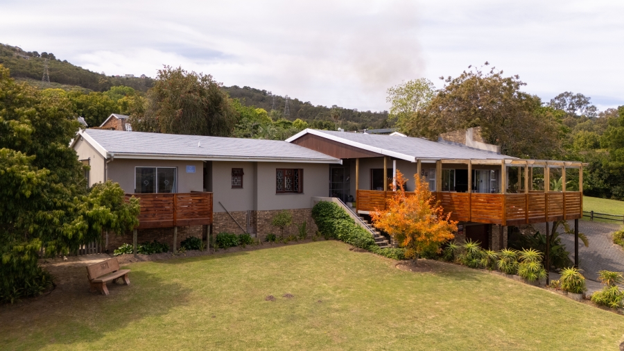 4 Bedroom Property for Sale in Old Place Western Cape